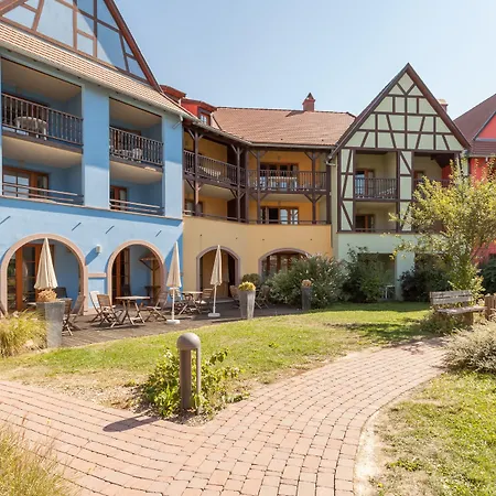 Hotel apartamentowy Pierre & Le Clos D'eguisheim 3*