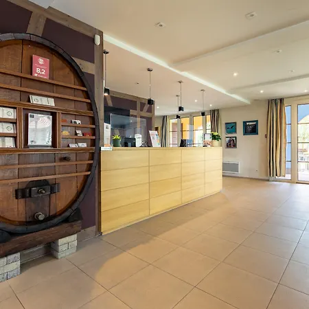 Hotel apartamentowy Pierre & Le Clos D'eguisheim 3*