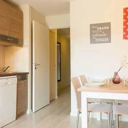 Hotel apartamentowy Pierre & Le Clos D'eguisheim 3*
