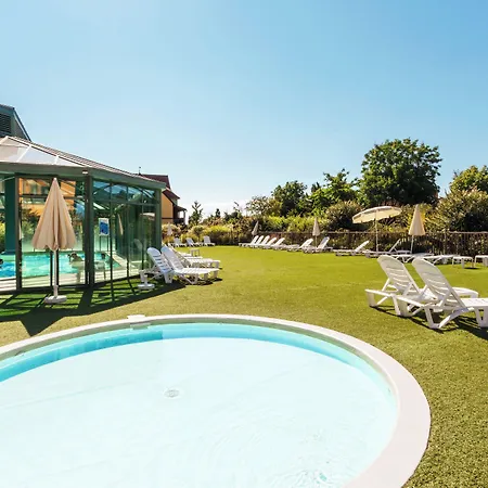 Pierre & Le Clos D'eguisheim Hotel apartamentowy Eguisheim