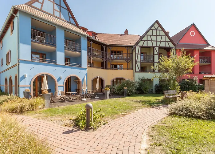 Aparthotel Pierre & Le Clos D'eguisheim 3*